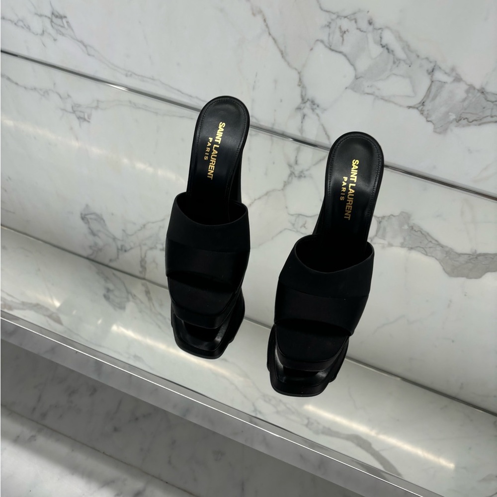 Authentic YSL Platform Mules size 39 L fits size 7 foot